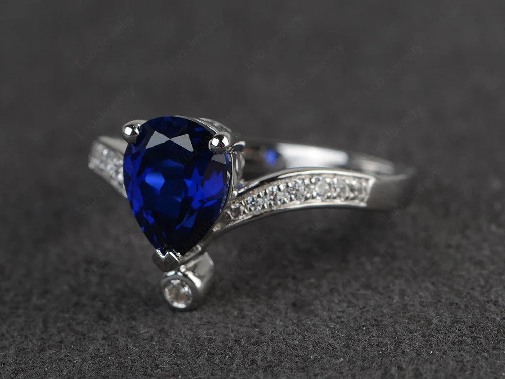 Unique Pear Shaped Sapphire Ring Art Deco - Image 2