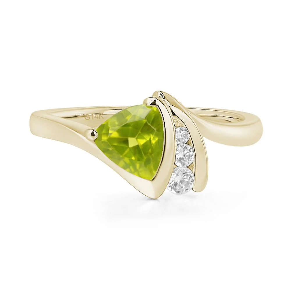 Peridot Trillion Cut Engagement Ring - Image 4