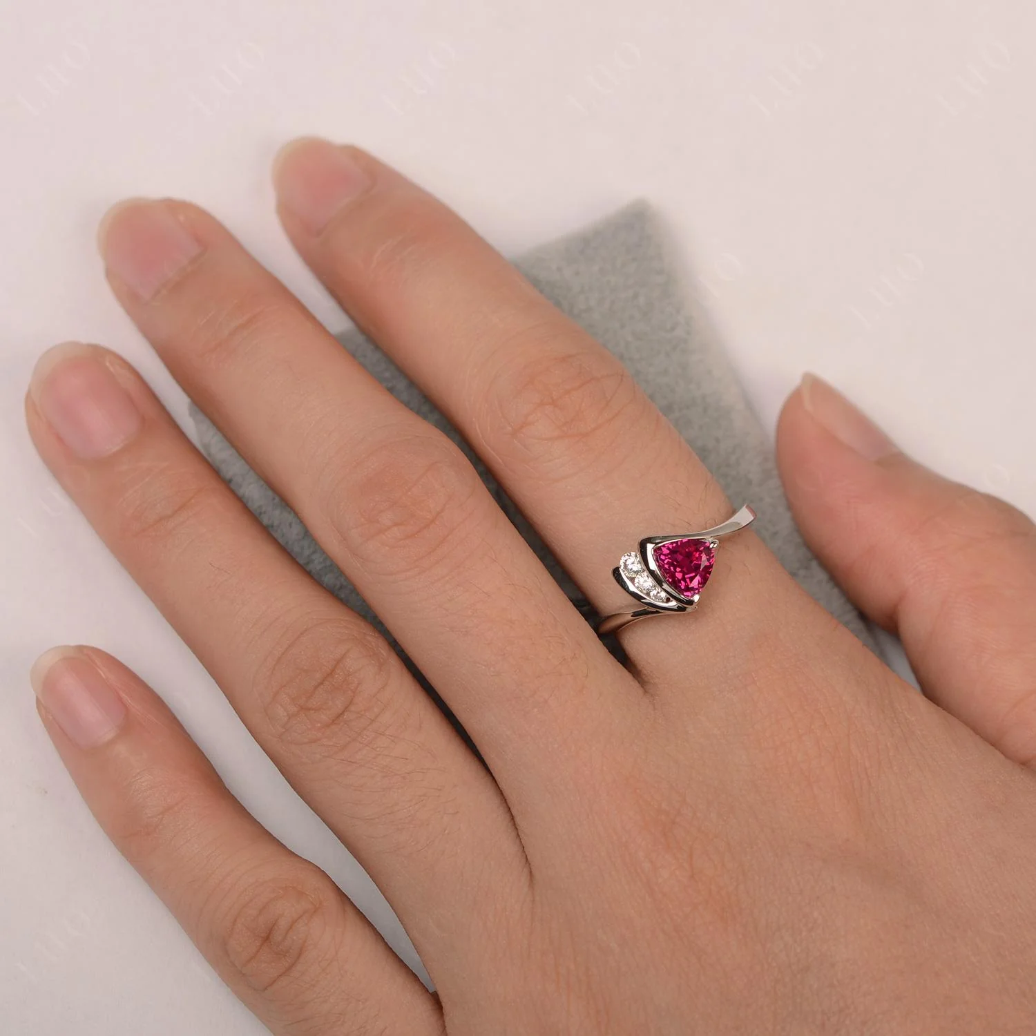 Ruby Sailboat Inspire Ring - Image 12