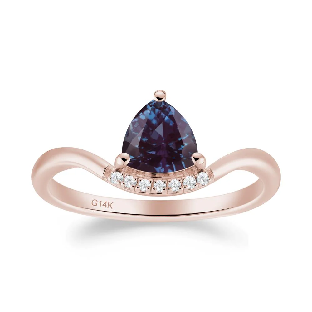 Unique Trilliant Cut Alexandrite Ring - Image 5
