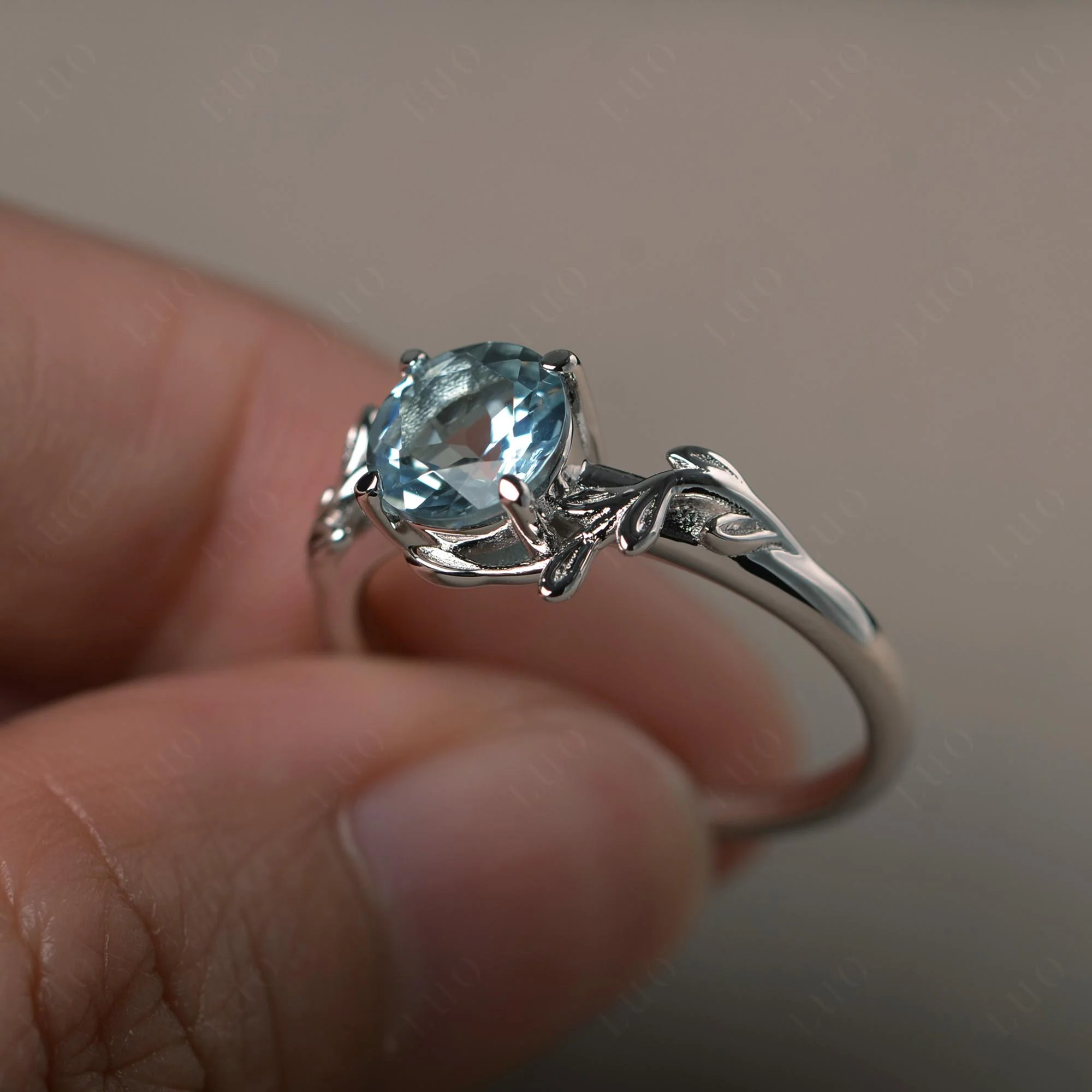 Aquamarine Leaf and Vine Ring - Image 30