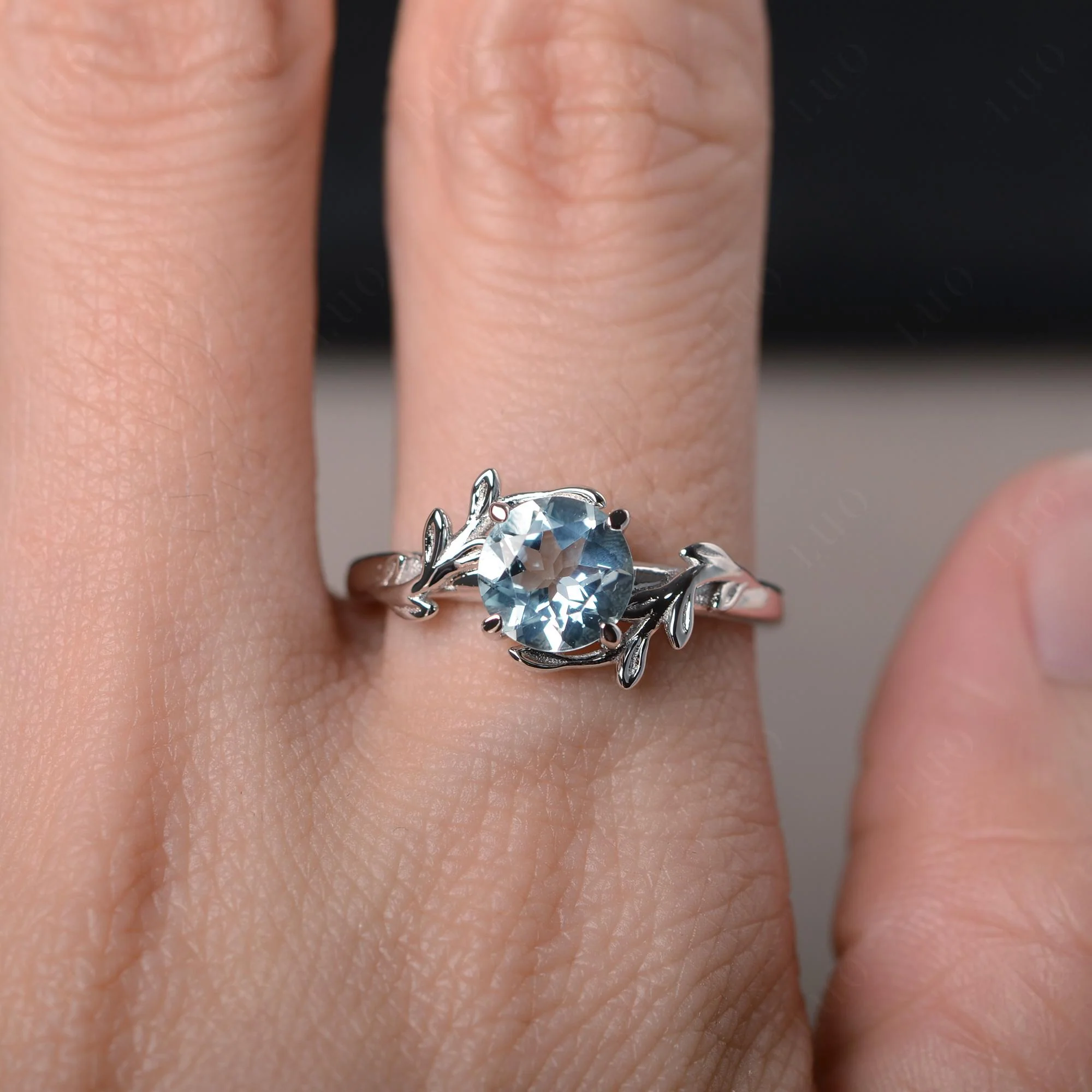 Aquamarine Leaf and Vine Ring - Image 32