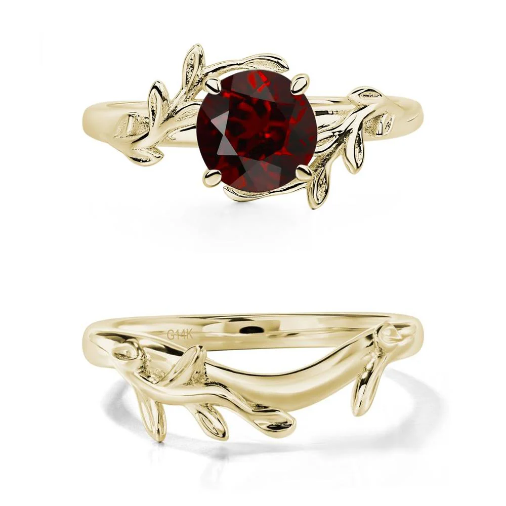 Garnet Vine Ring - Image 15