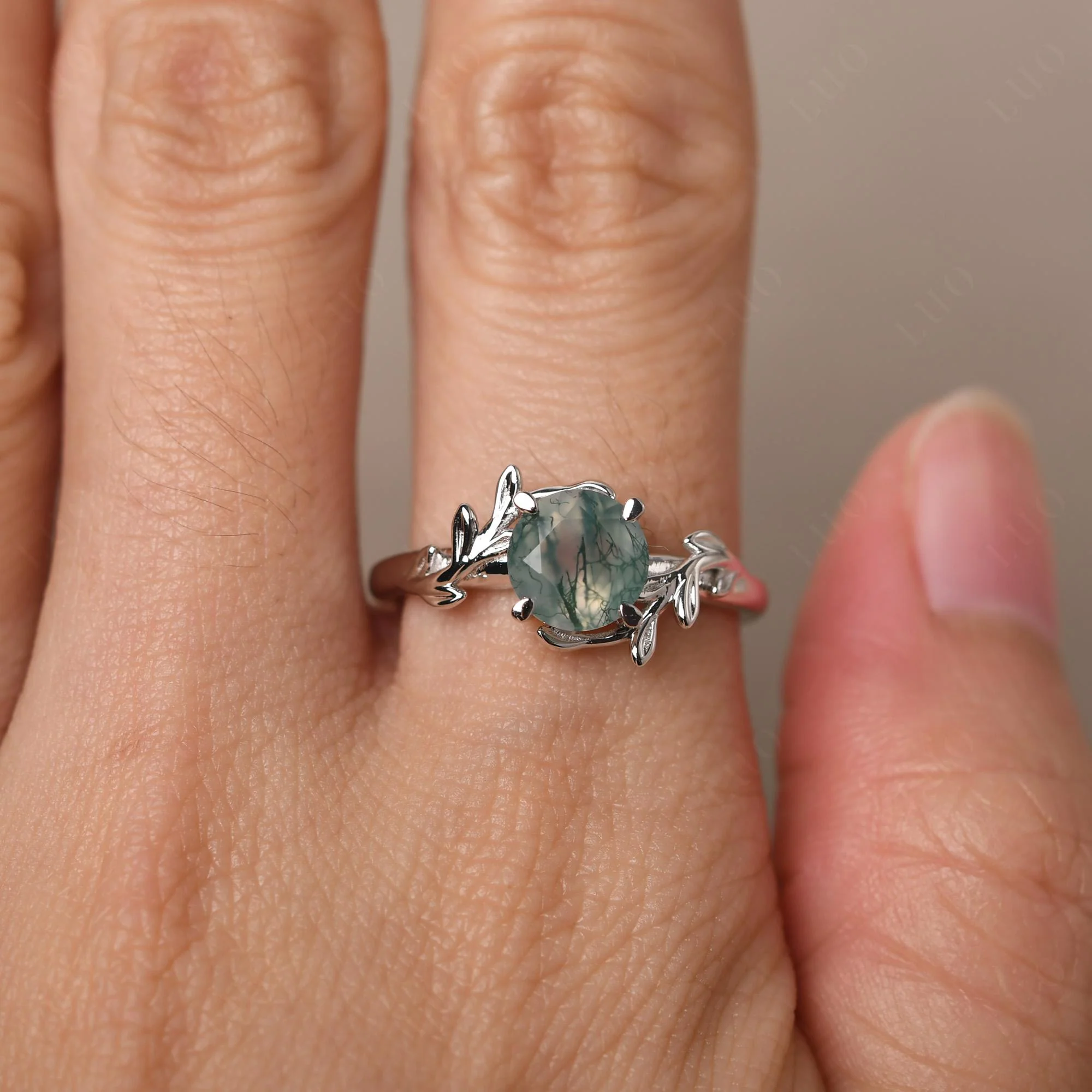 Moss Agate Vine Engagement Ring - Image 34