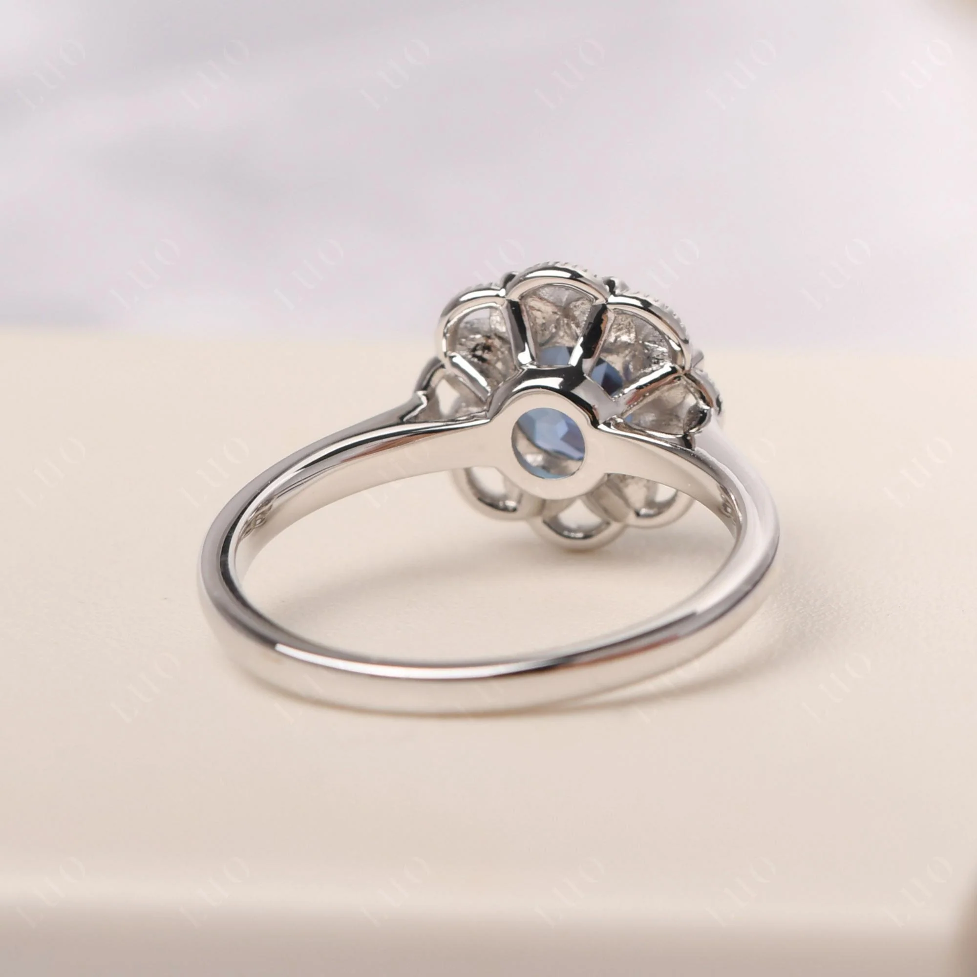 Round Cut Alexandrite Filigree Ring - Image 12