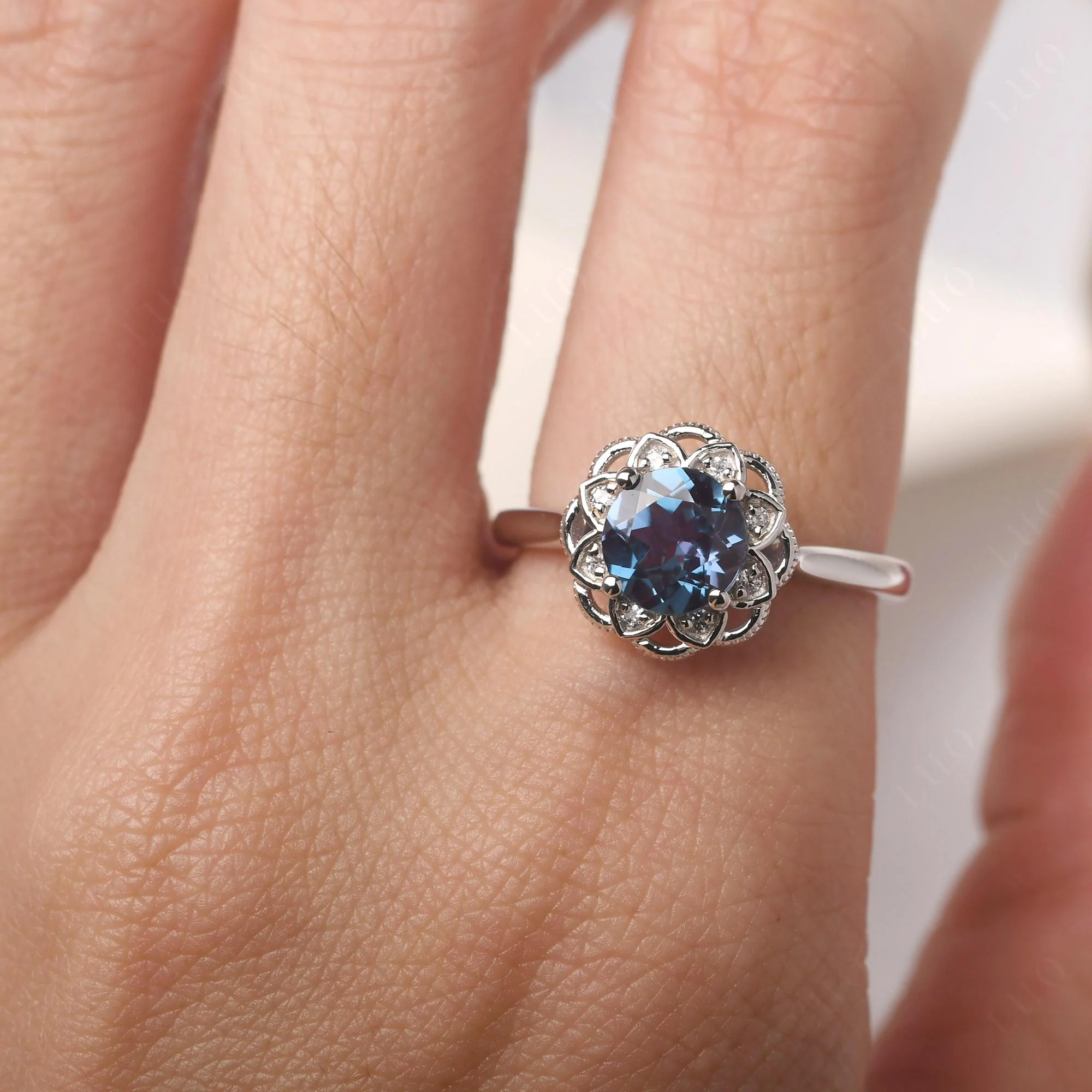 Round Cut Alexandrite Filigree Ring - Image 14