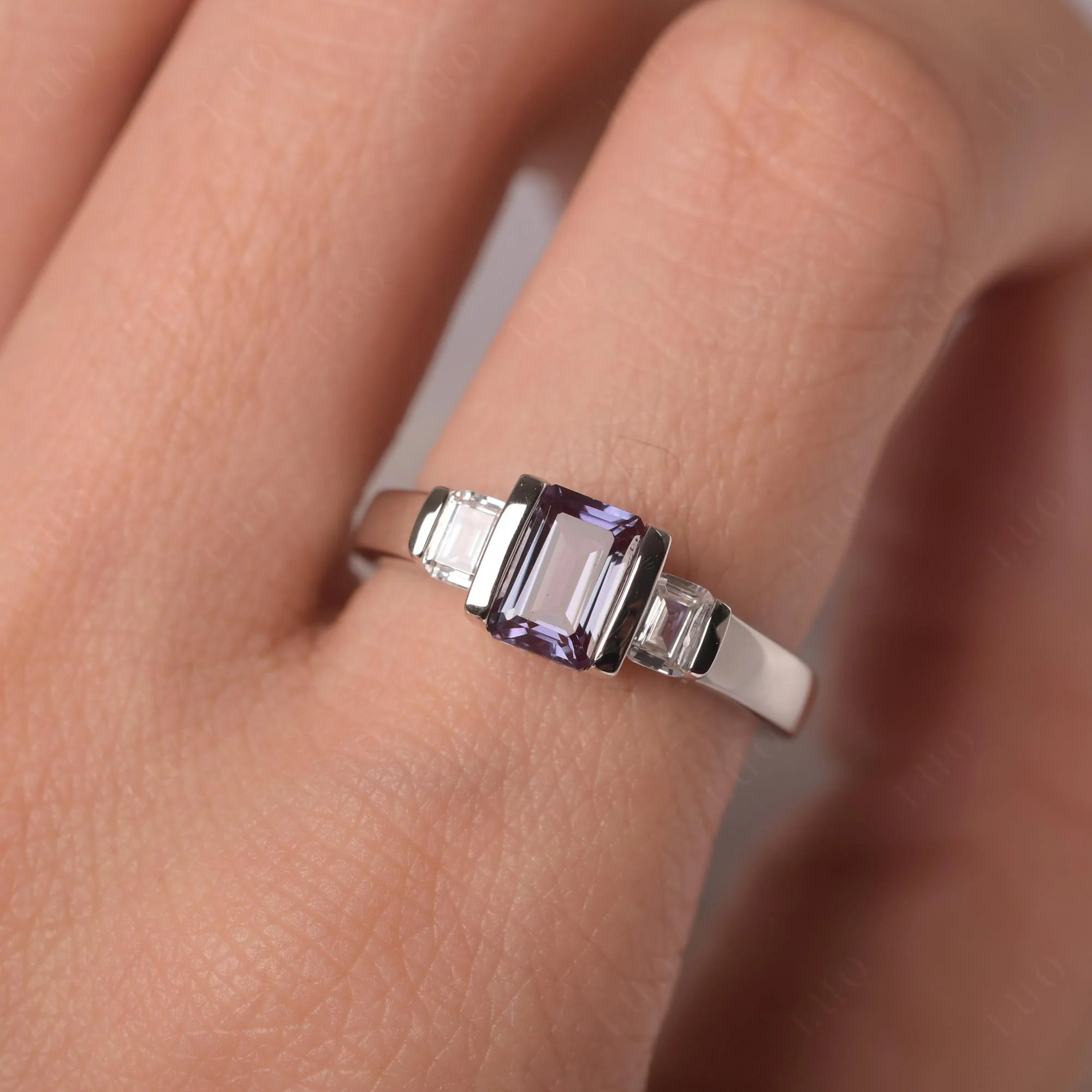 Vintage Alexandrite Bezel Emerald Cut Ring - Image 15
