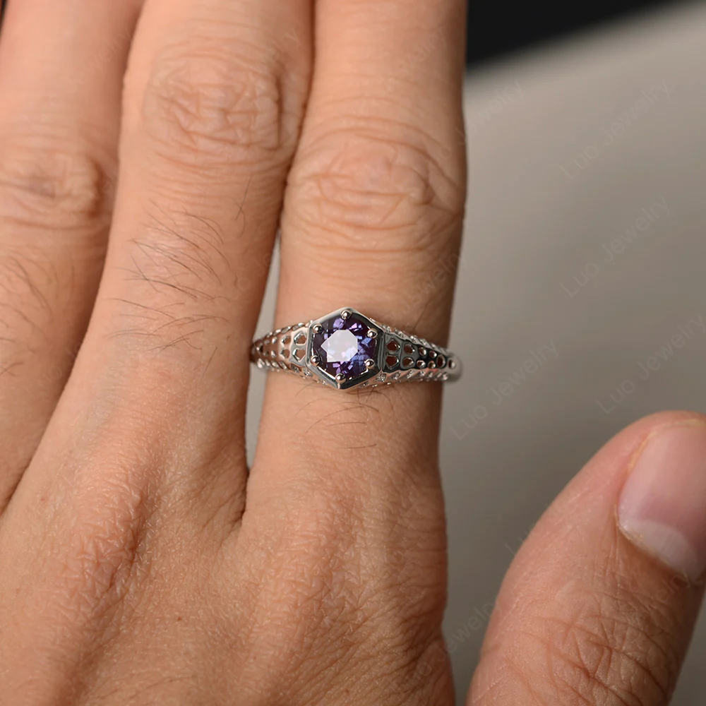 Alexandrite Openwork Ring - Image 3