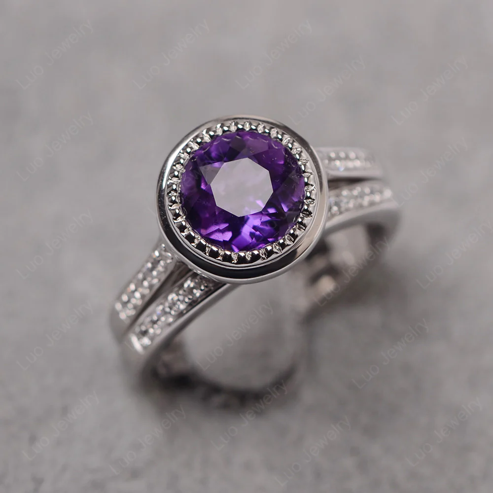 Vintage Style Amethyst Bridal Rings Set - Image 2