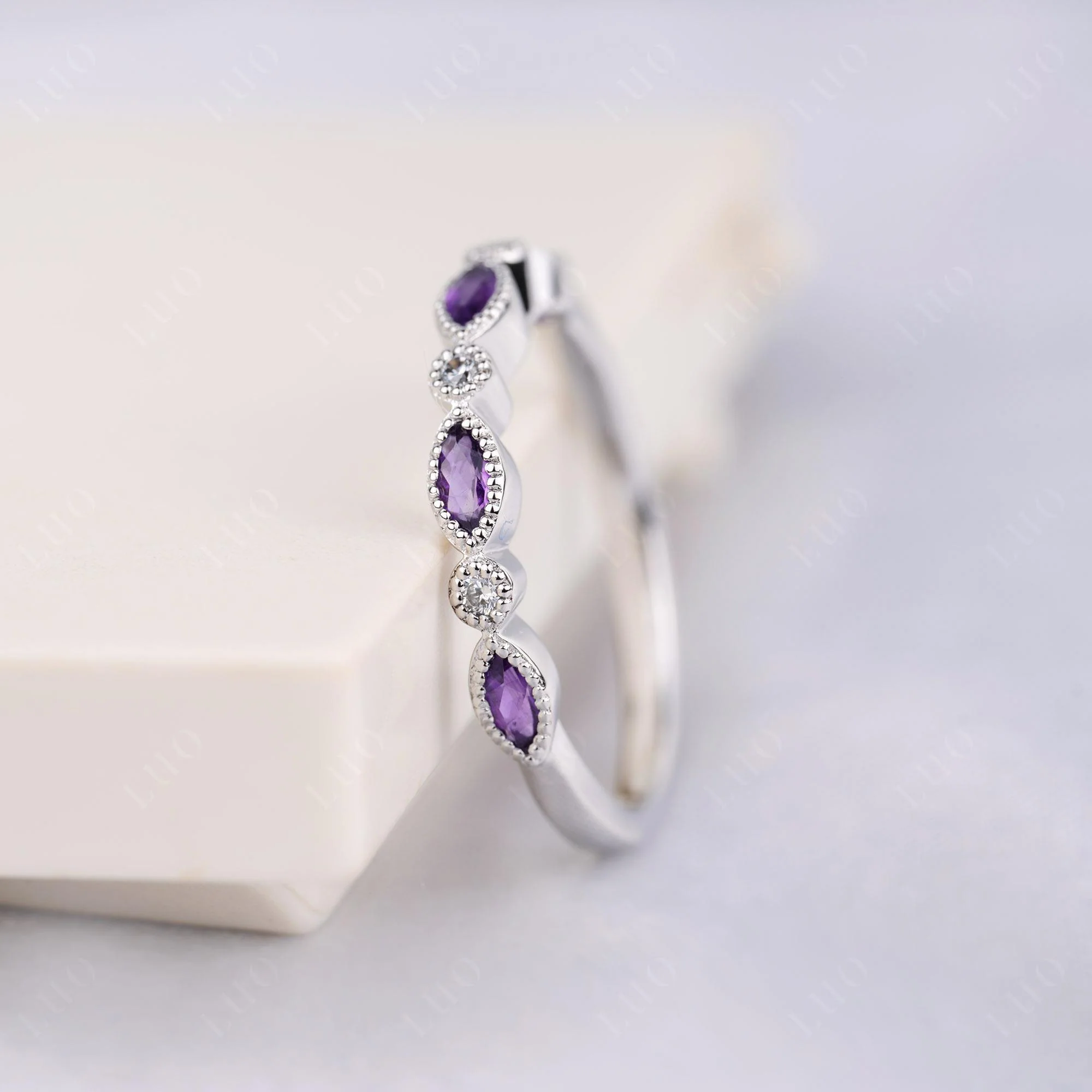 Vintage Amethyst Wedding Band Ring - Image 2