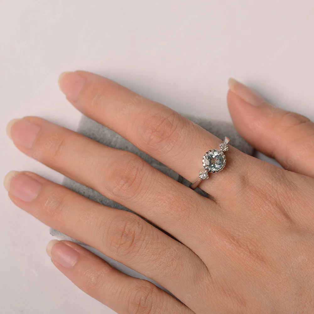 Vintage Aquamarine Ring Bezel Set Art Deco - Image 3