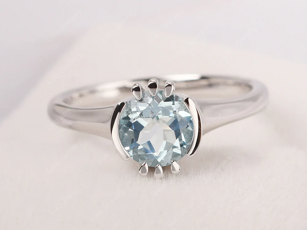 Unique Aquamarine Solitaire Ring