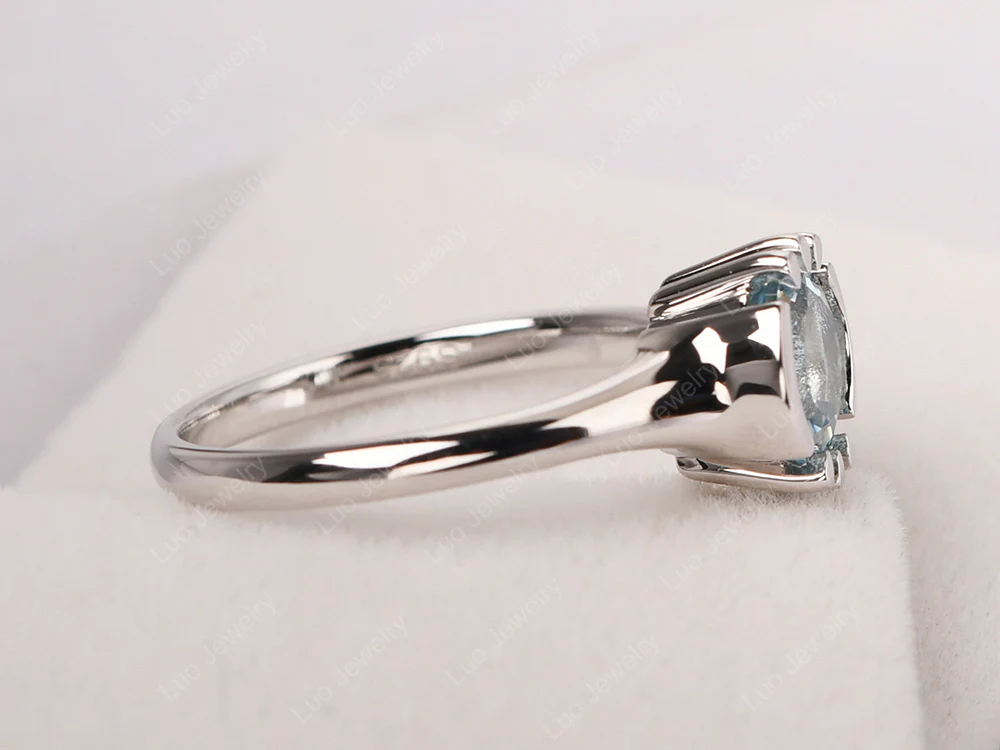 Unique Aquamarine Solitaire Ring - Image 4