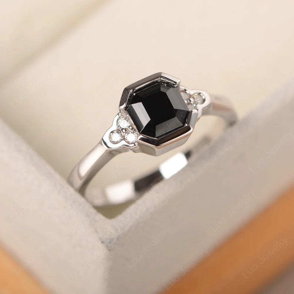 Vintage Asscher Cut Black Spinel Ring - Image 2