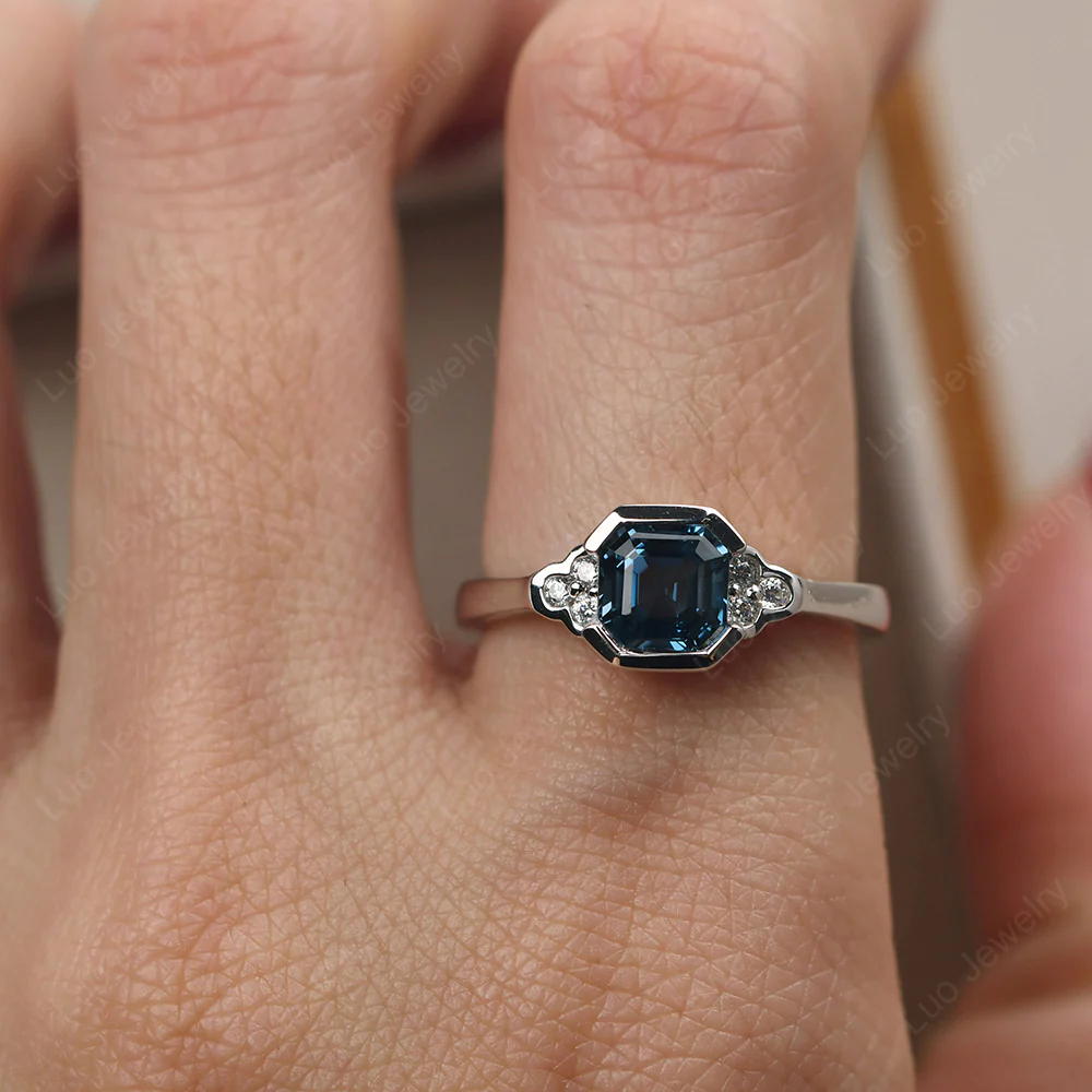 Vintage Asscher Cut London Blue Topaz Ring - Image 5