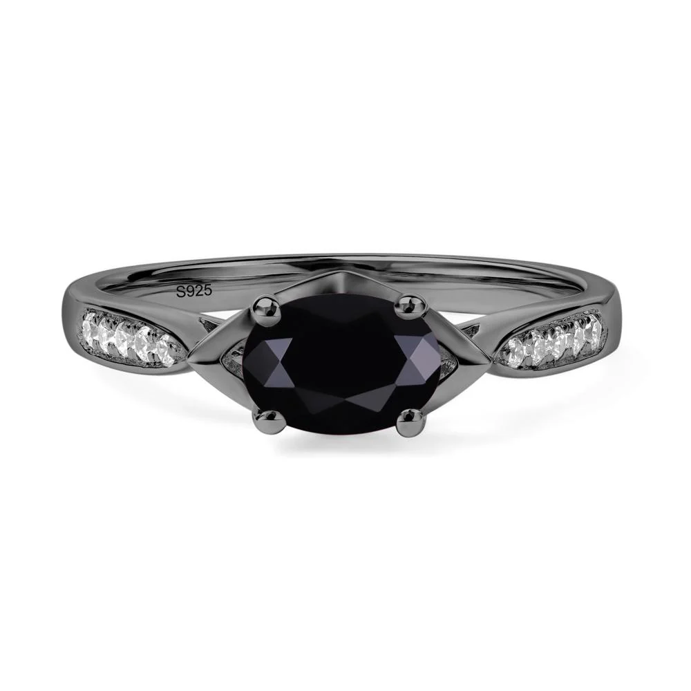 Black Spinel Horizontal Oval Ring