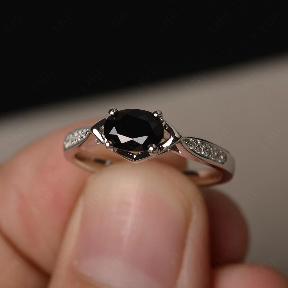 Black Spinel Horizontal Oval Ring - Image 11