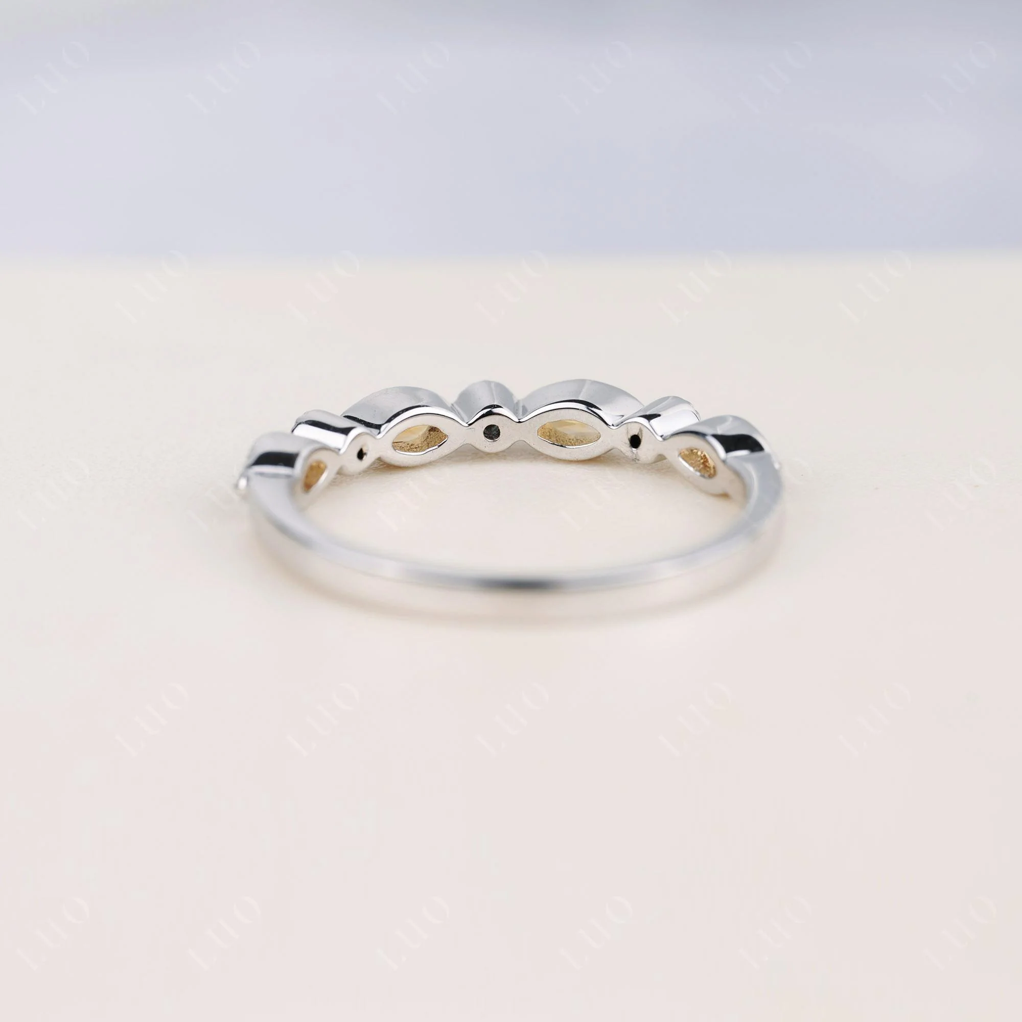 Vintage Citrine Wedding Band Ring - Image 4