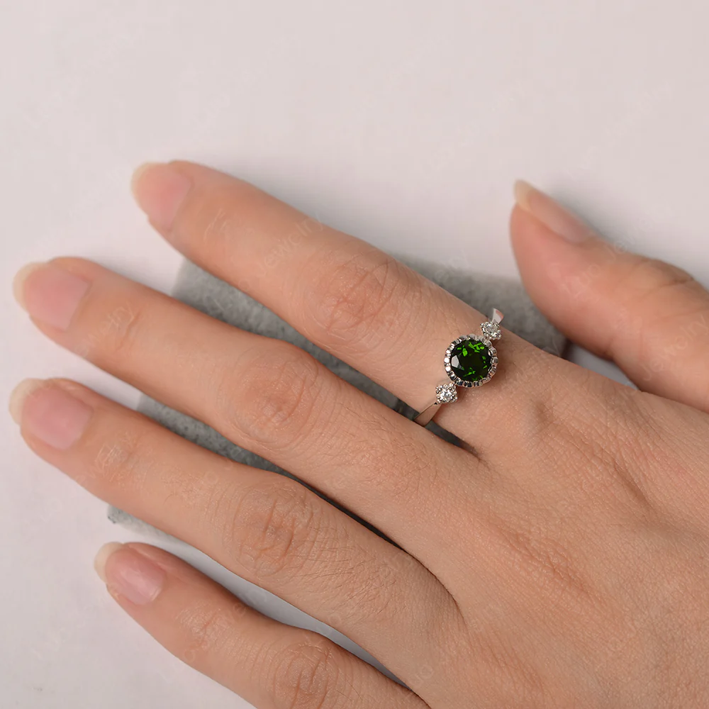Vintage Diopside Ring Bezel Set Art Deco - Image 3