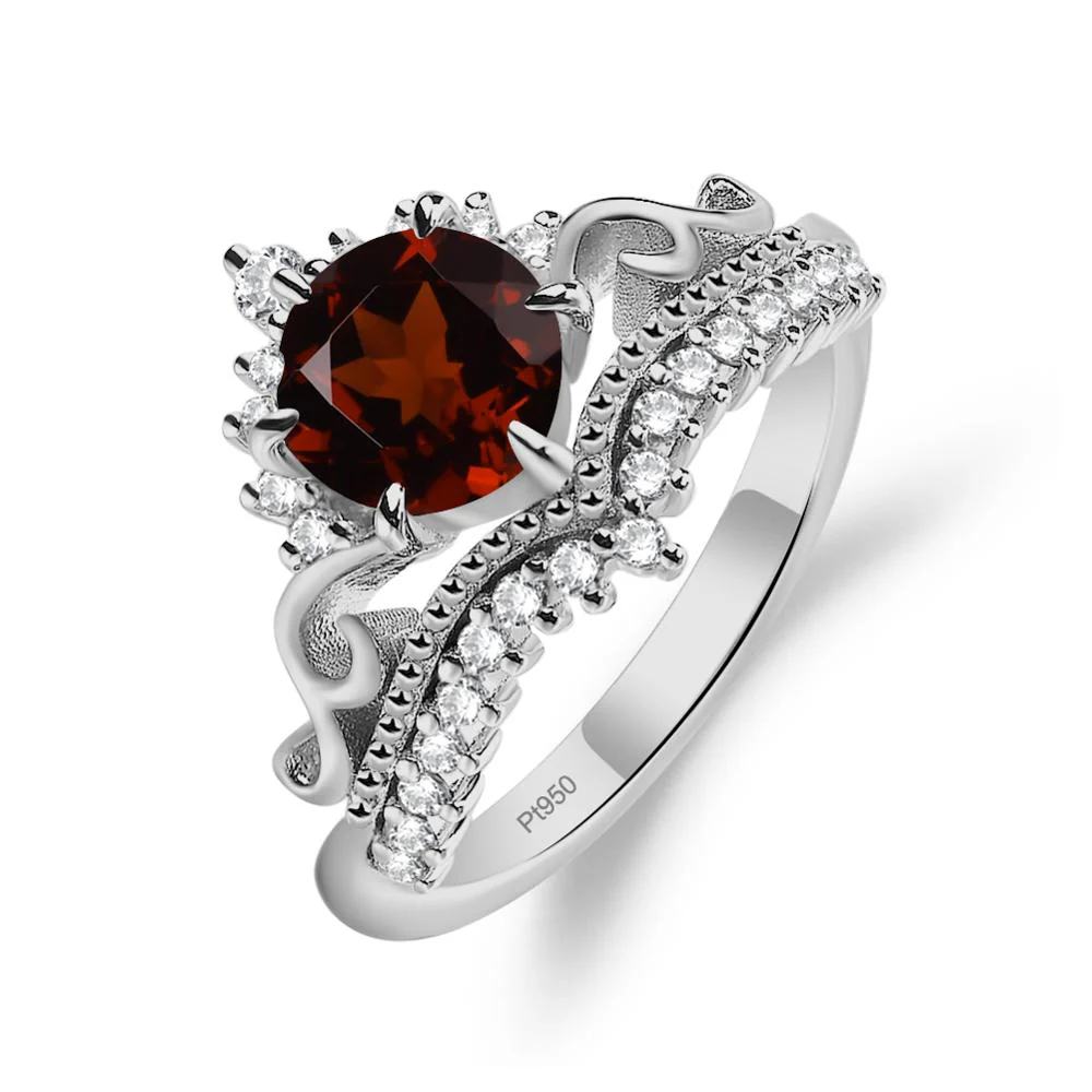 Vintage Garnet Cocktail Ring - Image 6