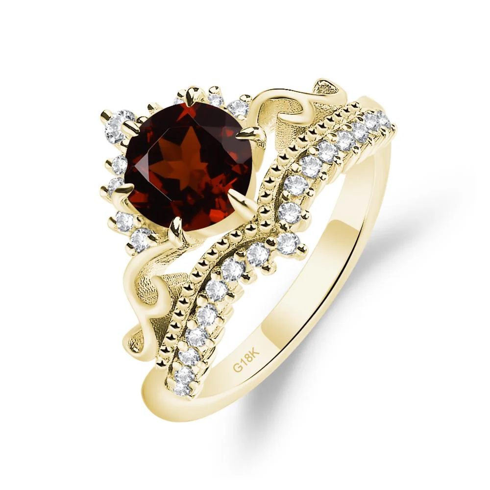 Vintage Garnet Cocktail Ring - Image 8