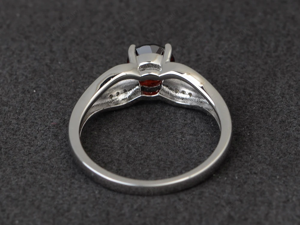 Garnet Cobra Ring - Image 3
