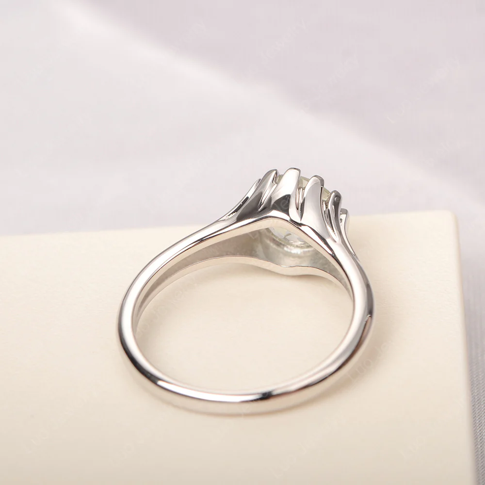 Green Amethyst Claw Prong Ring - Image 3