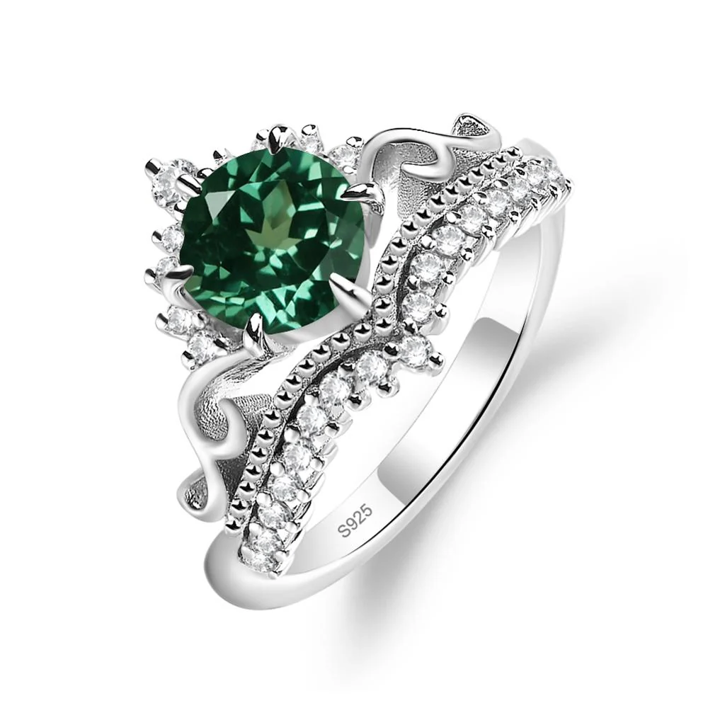 Vintage Green Sapphire Cocktail Ring - Image 2
