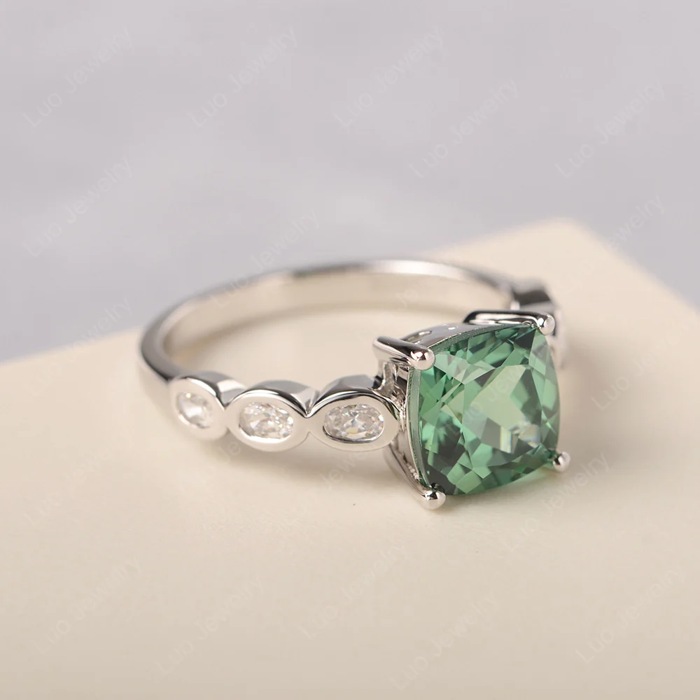 Green Sapphire Timeless Engagement Ring - Image 2
