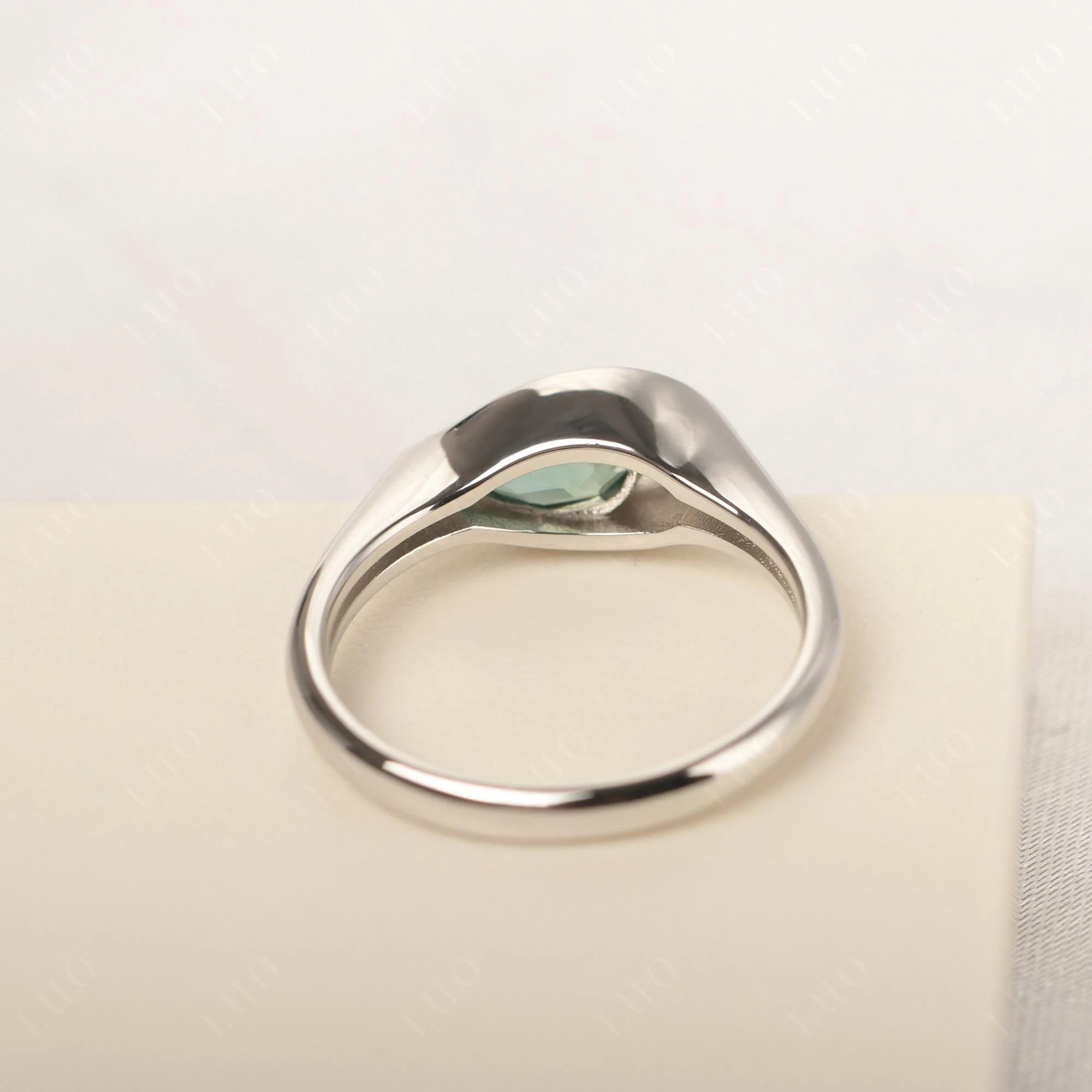Green Sapphire Pinky Ring for Women - Image 13