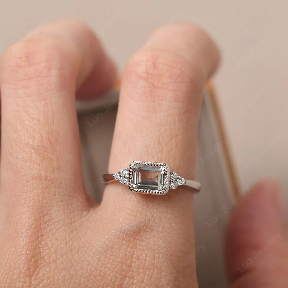 White Topaz Classic Engagement Ring - Image 4