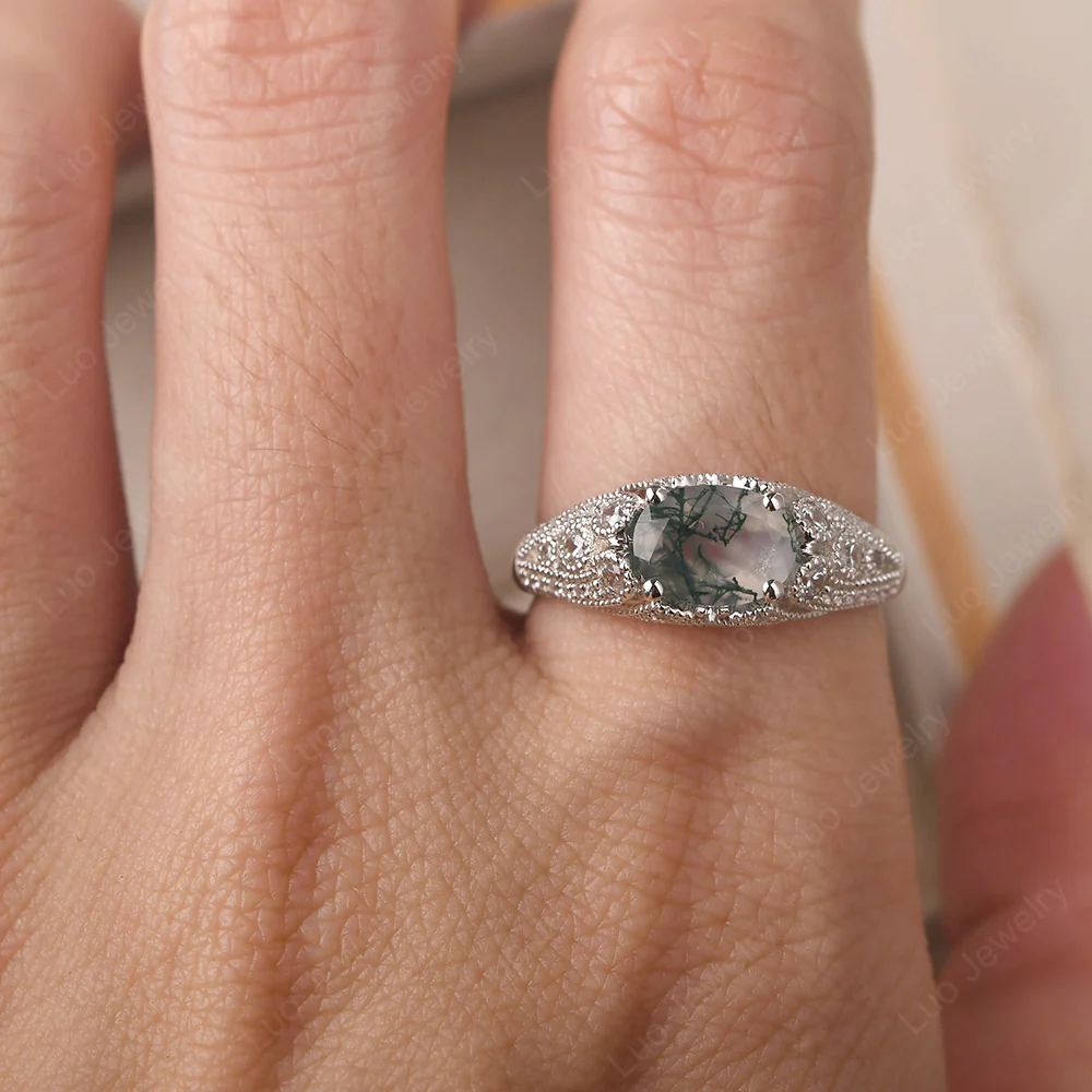 Vintage Horizontal Oval Cut Moss Agate Ring - Image 5