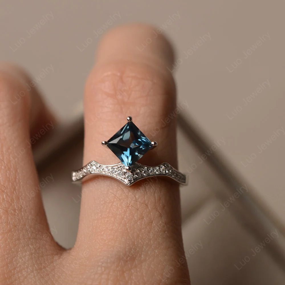 Vintage Kite Set Princess Cut London Blue Topaz Ring - Image 4