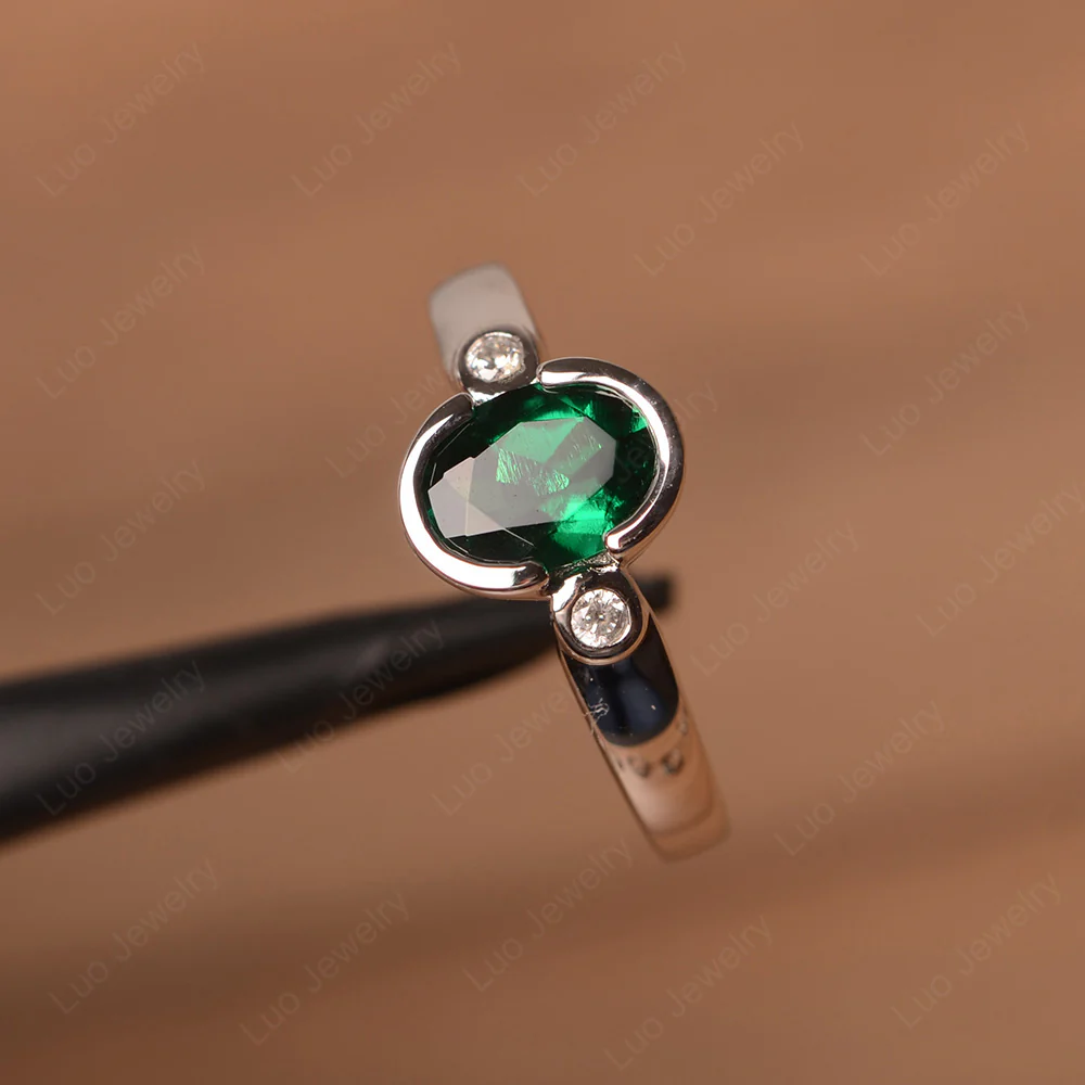 Vintage Emerald Ring Oval Bezel Set Ring - Image 2