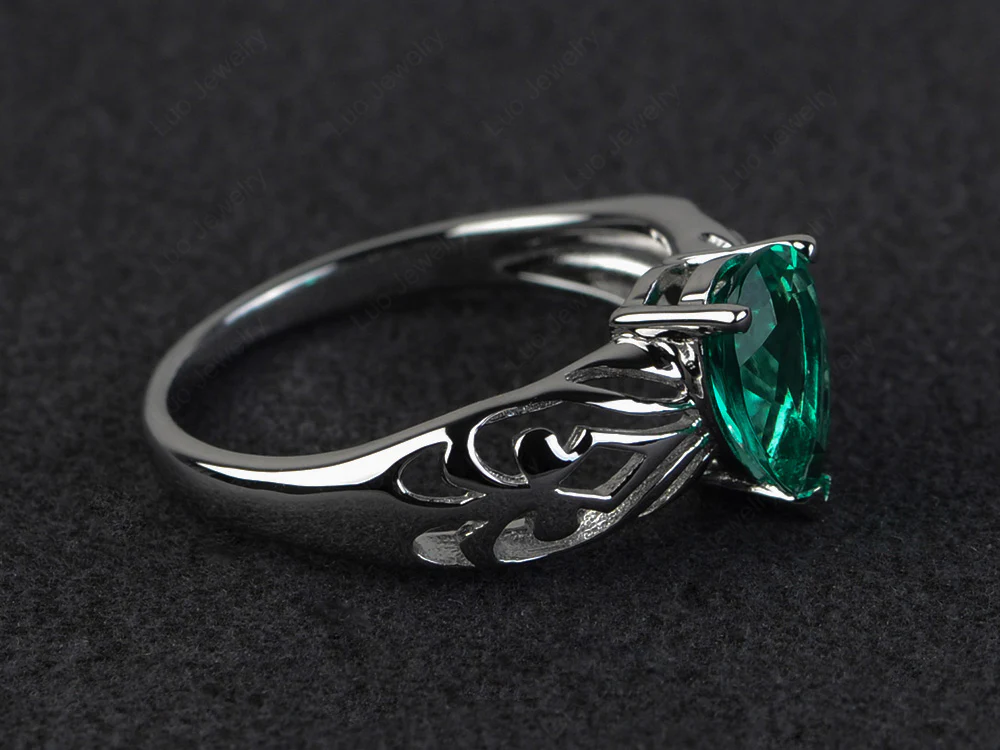 Antique Inspired Emerald Hollow Out Ring - Image 2