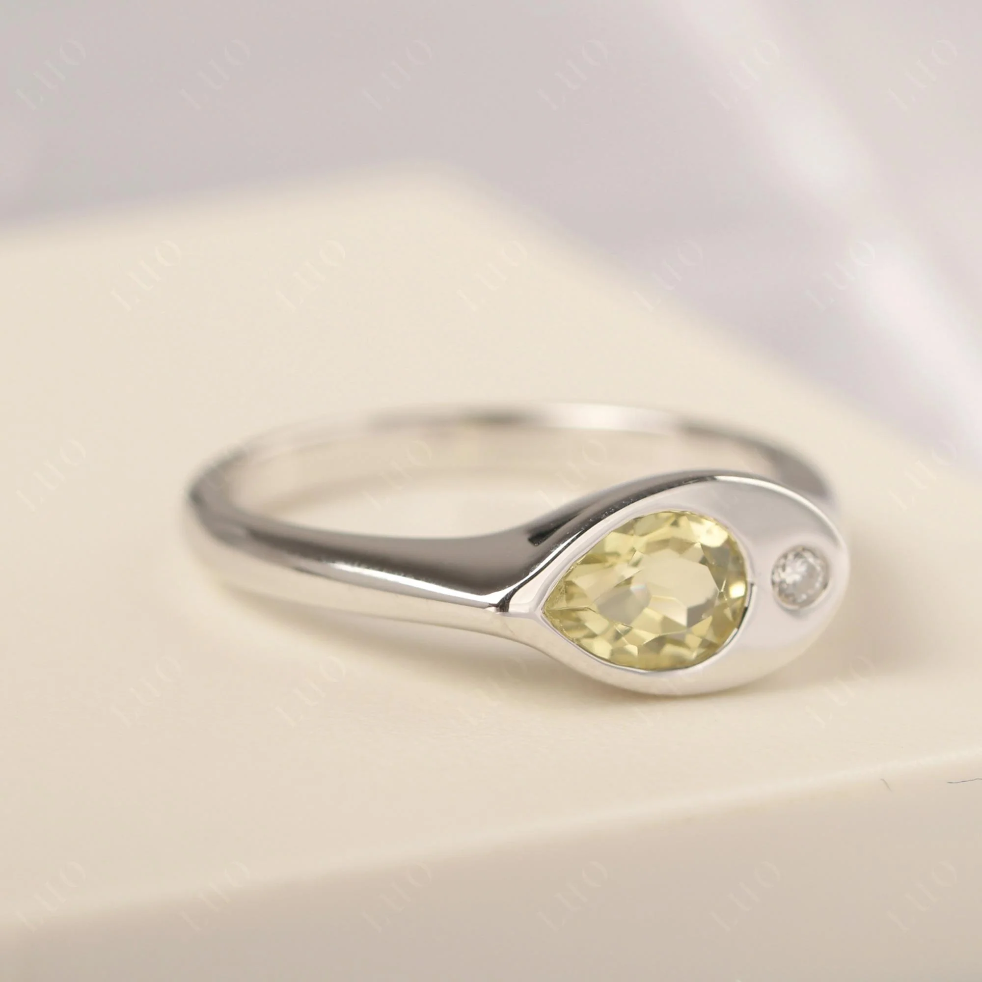Lemon Quartz Unique Engagement Ring - Image 11