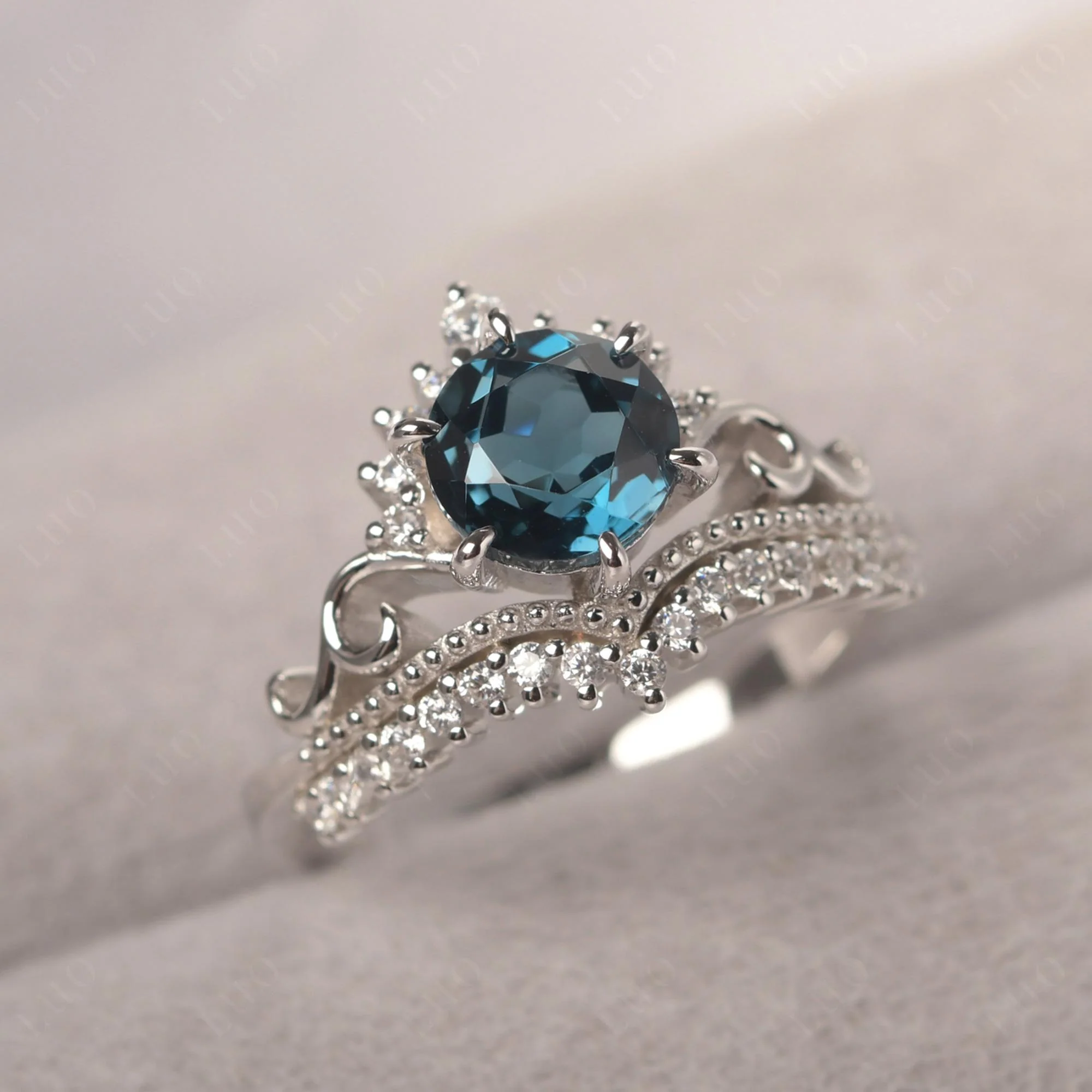 Vintage London Blue Topaz Cocktail Ring - Image 10