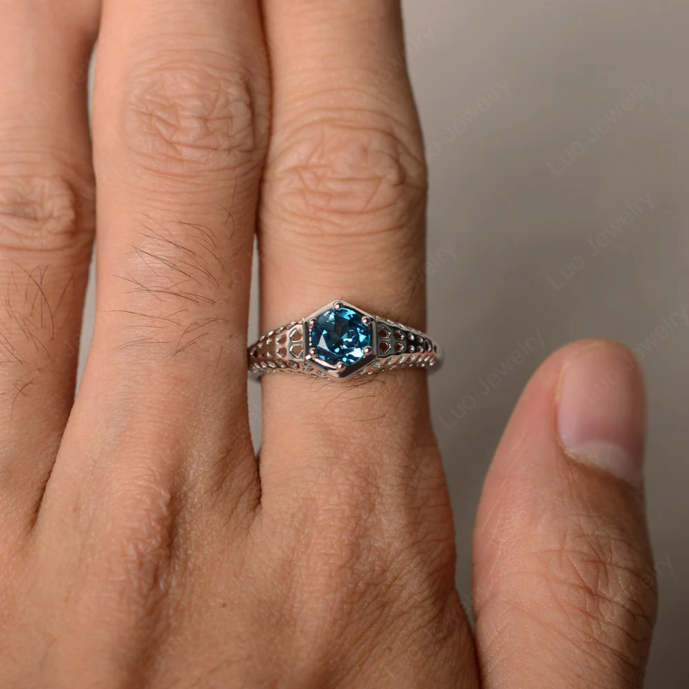 London Blue Topaz Openwork Ring - Image 3