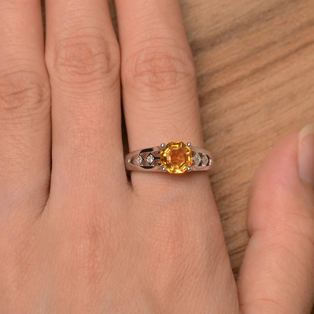 Vintage Citrine Ring - Image 13