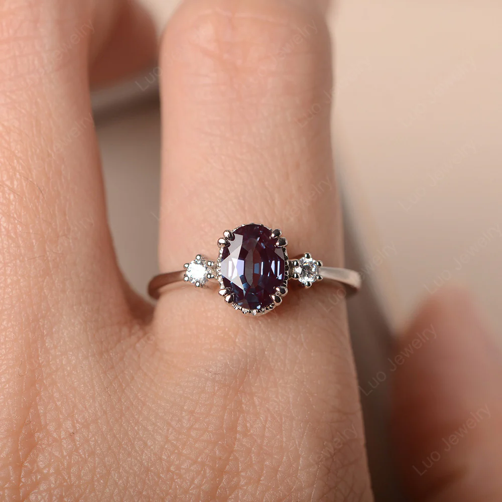 Oval Alexandrite Double Prong Ring - Image 5
