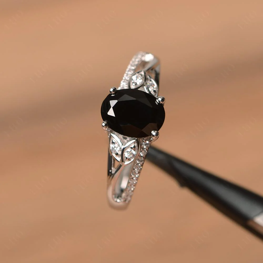 Oval Cut Black Spinel Ring - Image 30