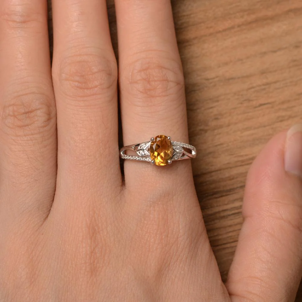 Oval Cut Citrine Ring - Image 31