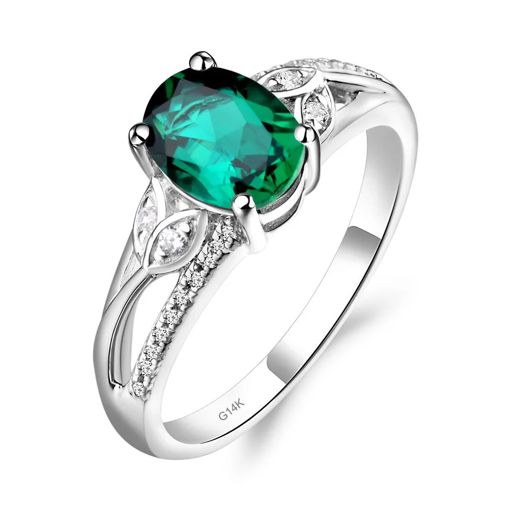 Oval Cut Emerald Ring - Image 3