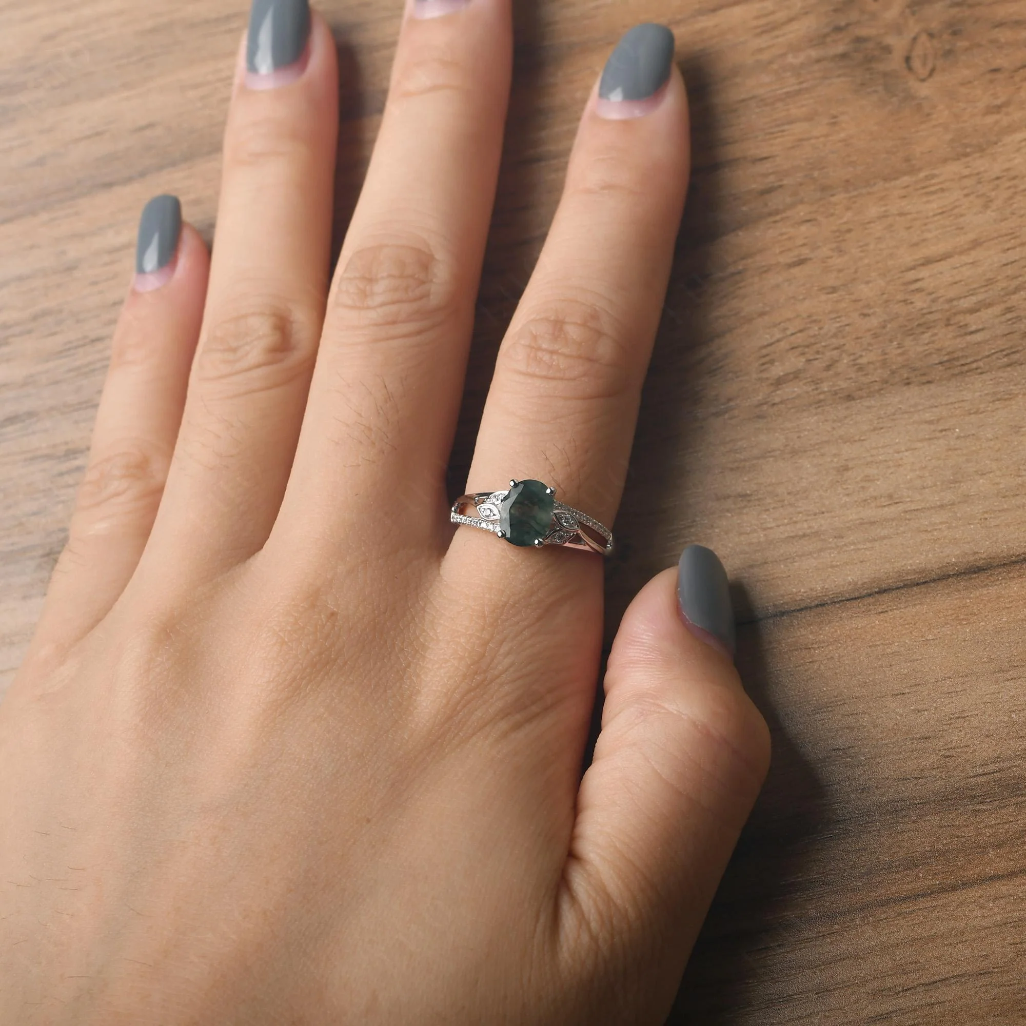 Oval Cut Moss Agate Ring - Image 33