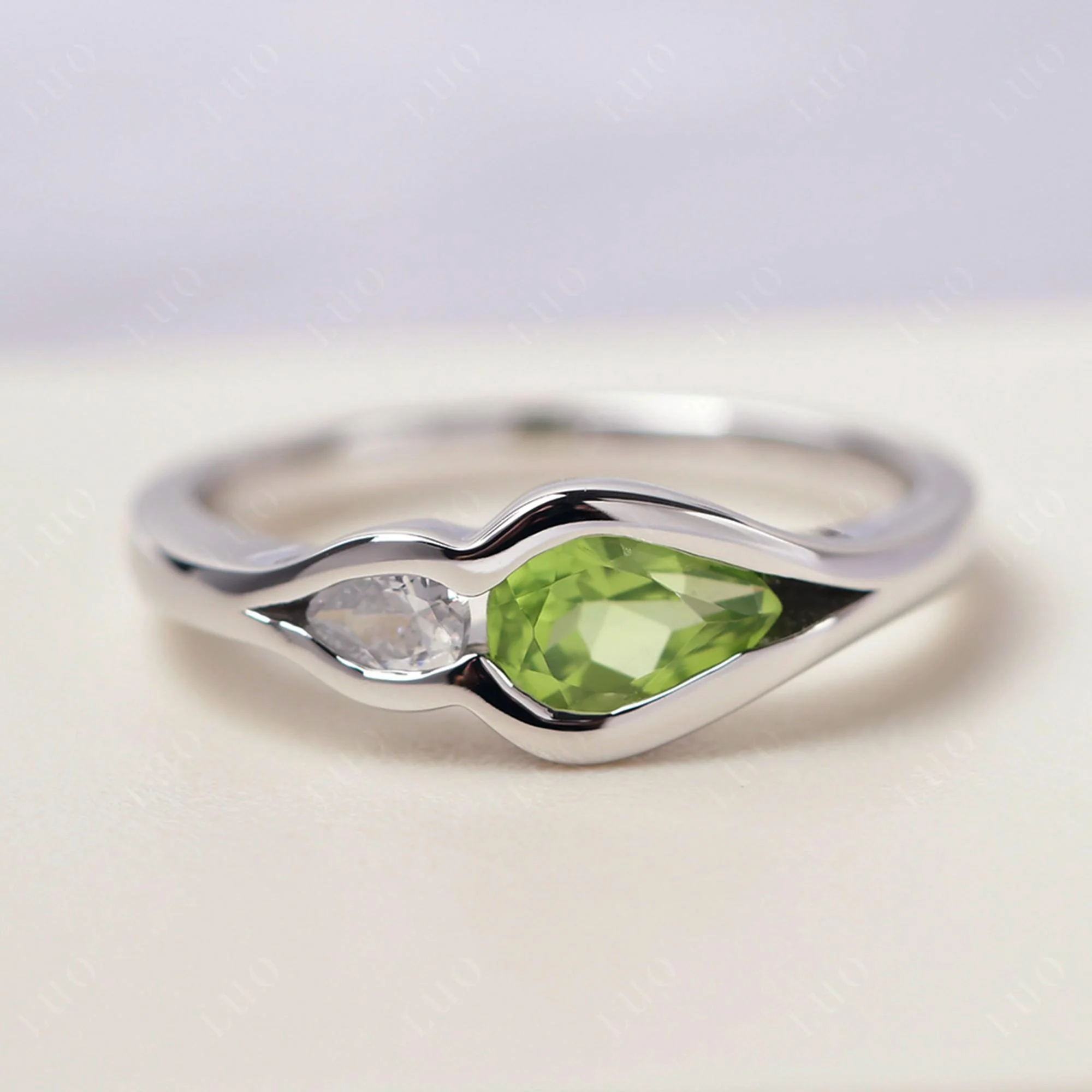 Peridot Bezel Pear Engagement Ring - Image 10