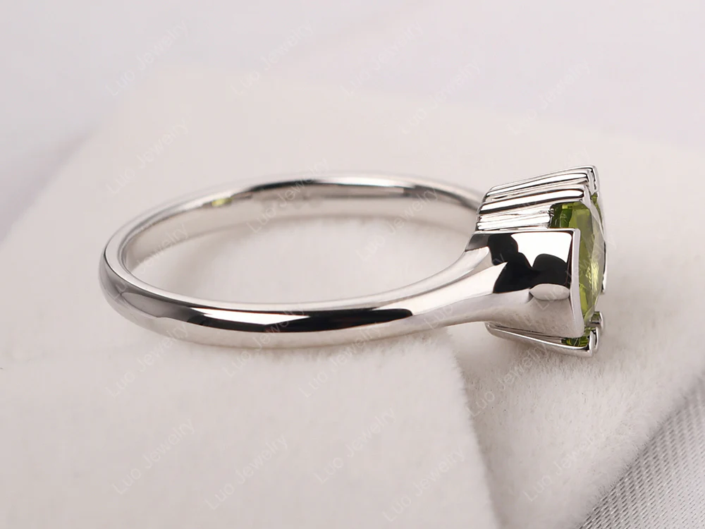 Unique Peridot Solitaire Ring - Image 4