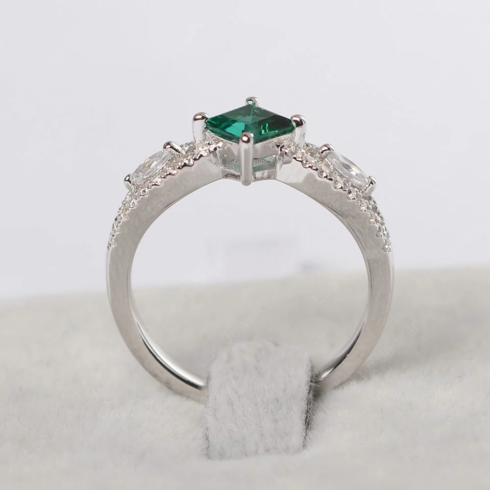 Vintage Square Cut Emerald Ring - Image 2