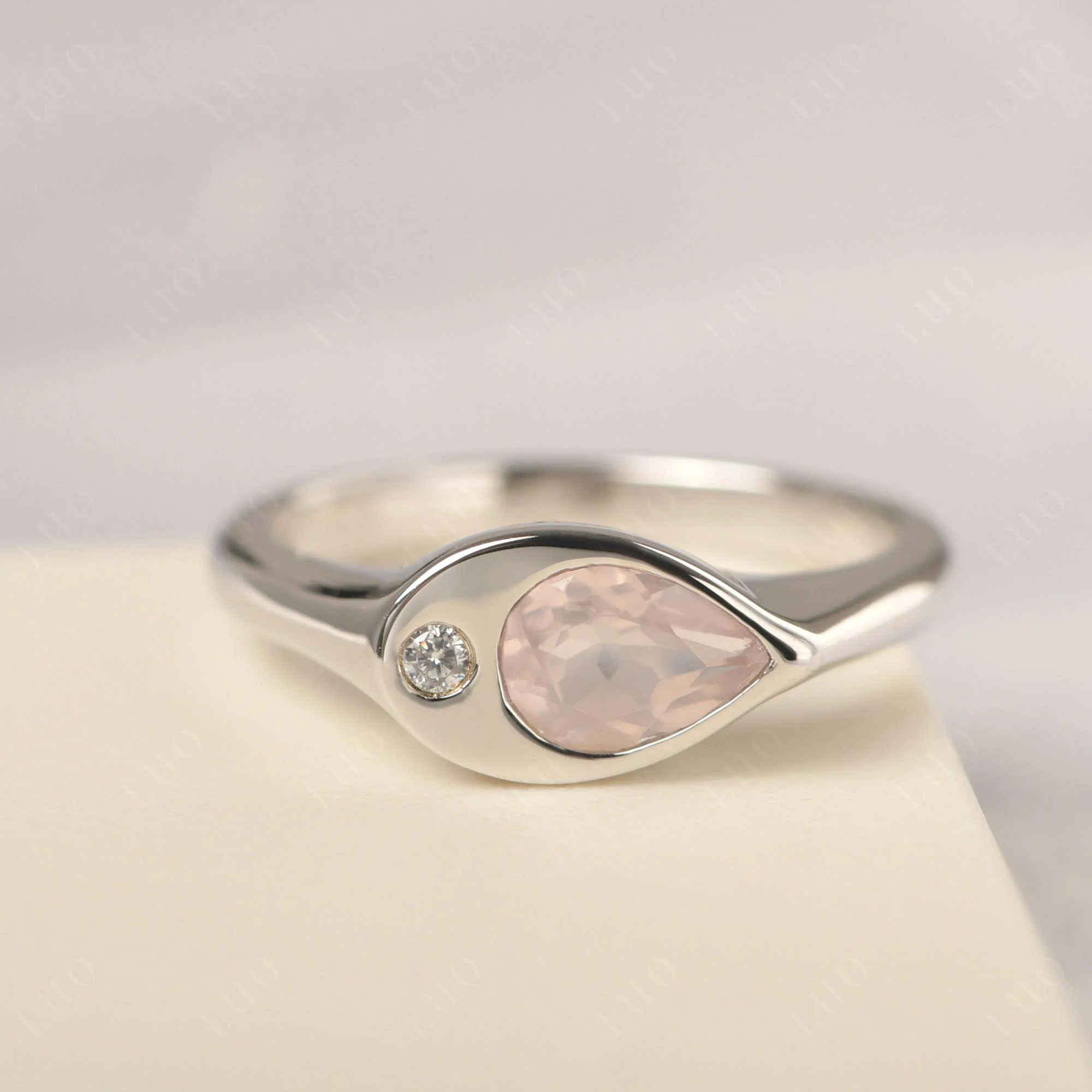 Rose Quartz Unique Engagement Ring - Image 10