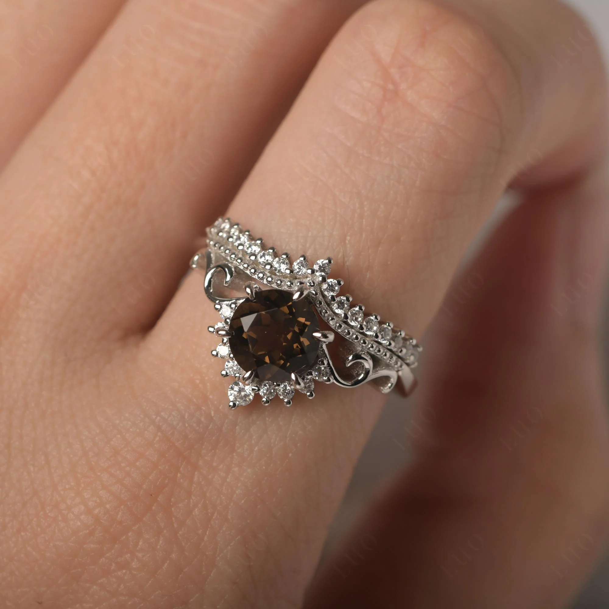 Vintage Smoky Quartz Cocktail Ring - Image 14