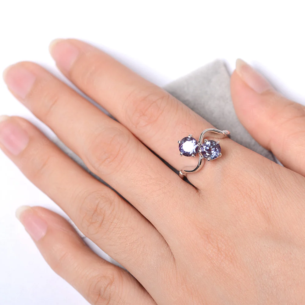 Alexandrite Ring 2 Stone Twist Ring - Image 3